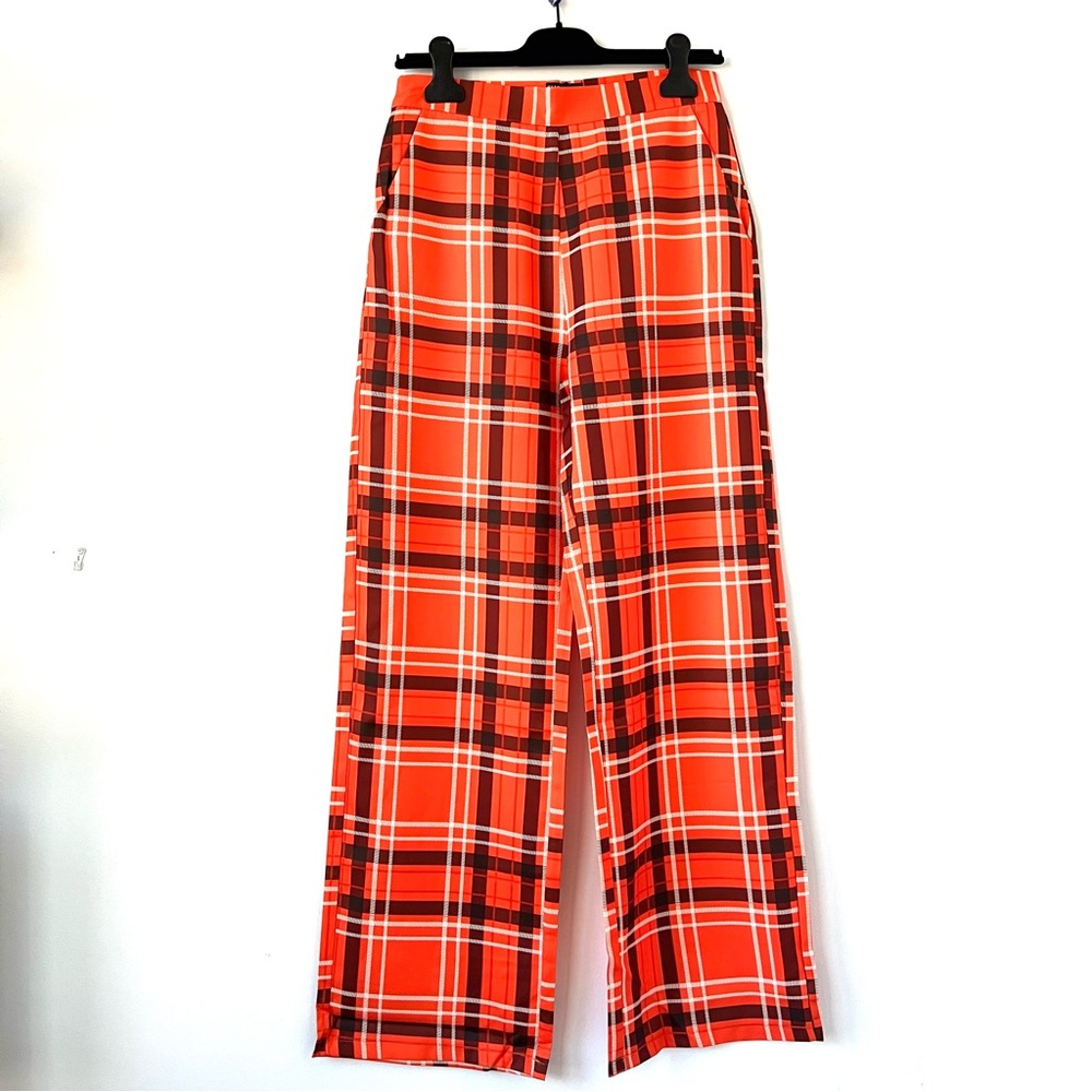 FHQ Collection Trendy Plaid Pants in Orange and Brown - Picture 3 of 9